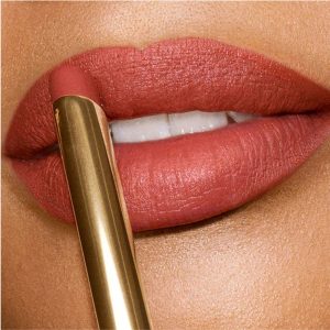 Estee Lauder Pc Explt Slk Mtte Ls-110 Wrong Place Wrong Time